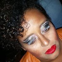 Profile Image for Jenee Edwards.