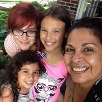 Profile Image for Renee Squid.