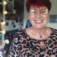 Profile Image for MARILYN RAYNER.