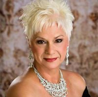 Profile Image for Linda Adams.