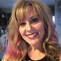 Profile Image for Michelle Russell.
