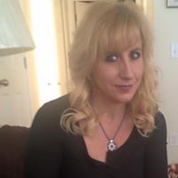 Profile Image for Anita Moffett.