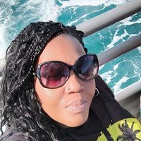 Profile Image for Evelyn Johnson.