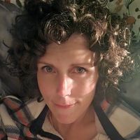 Profile Image for Angie.